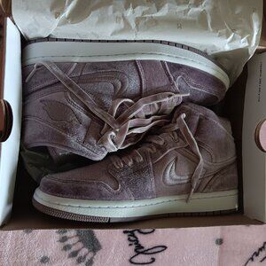 Air Jordan 1 Womens